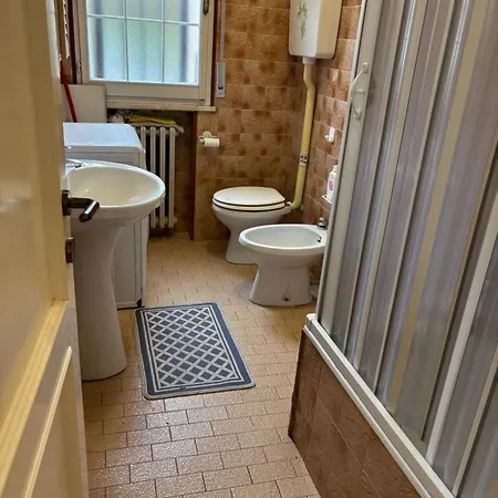 A Due Passi Dal Porto Canale Con Posto Auto Privato Rif 48 Apartamento *