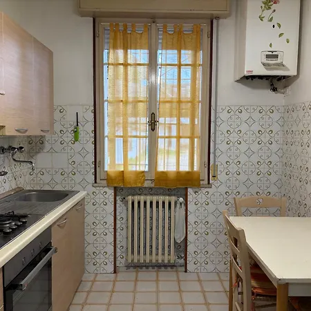 A Due Passi Dal Porto Canale Con Posto Auto Privato Rif 48 Apartamento *
