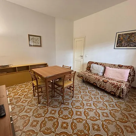 A Due Passi Dal Porto Canale Con Posto Auto Privato Rif 48 Apartamento