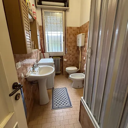 A Due Passi Dal Porto Canale Con Posto Auto Privato Rif 48 Apartamento *