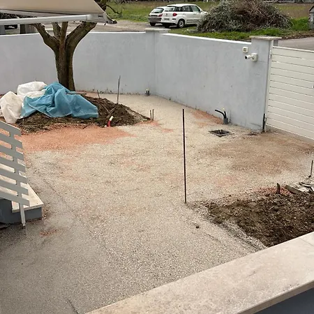 Apartamento A Due Passi Dal Porto Canale Con Posto Auto Privato Rif 48 *