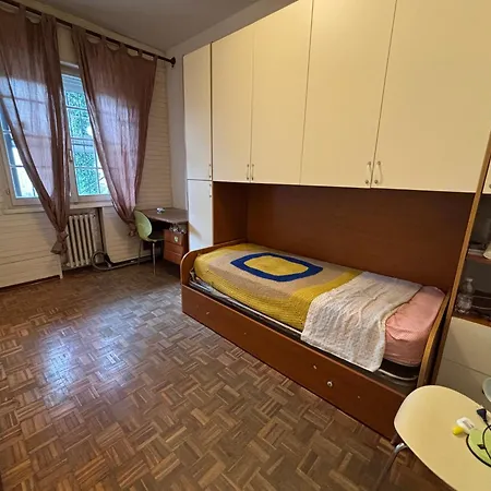 Apartamento A Due Passi Dal Porto Canale Con Posto Auto Privato Rif 48 *