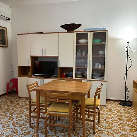 Apartamento A Due Passi Dal Porto Canale Con Posto Auto Privato Rif 48 Cesenatico