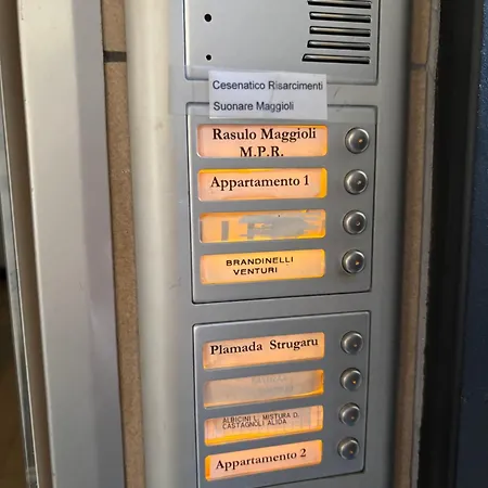A Due Passi Dal Porto Canale Con Posto Auto Privato Rif 48 *