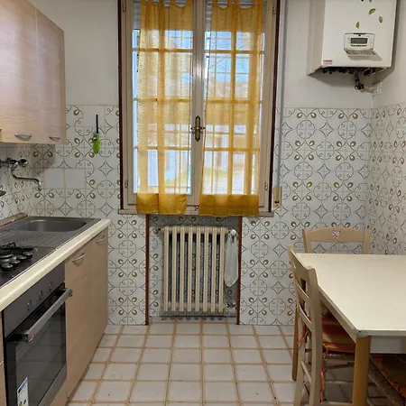 A Due Passi Dal Porto Canale Con Posto Auto Privato Rif 48 Apartamento Cesenatico