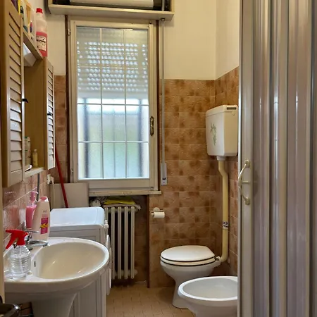 A Due Passi Dal Porto Canale Con Posto Auto Privato Rif 48 Apartamento
